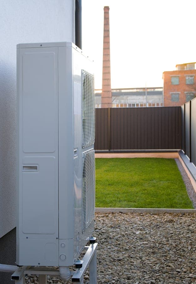 Pompe à chaleur installée en extérieur