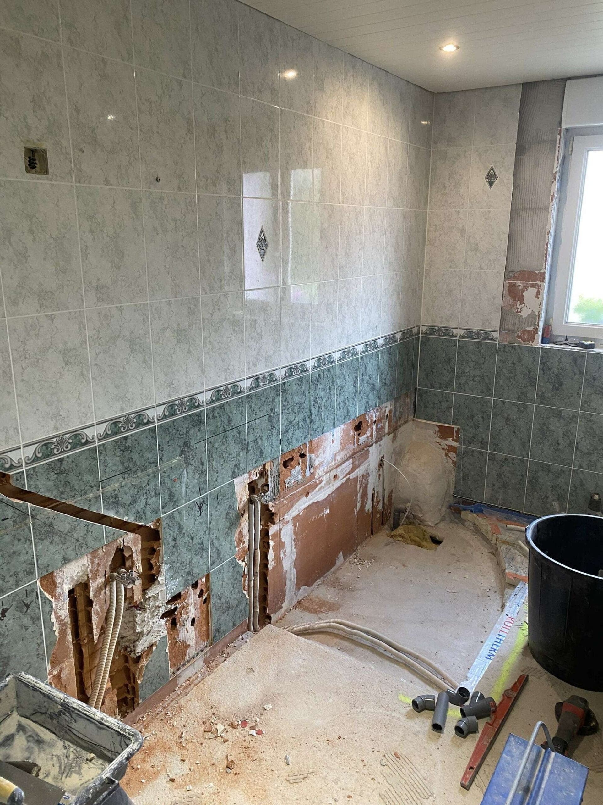 Dépose matériel et préparation plomberie - avant